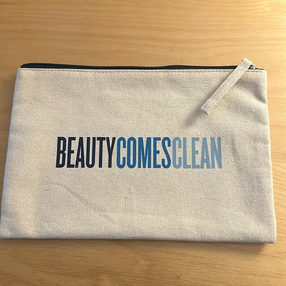 Beautycounter makeup pouch - Picture 1 of 3